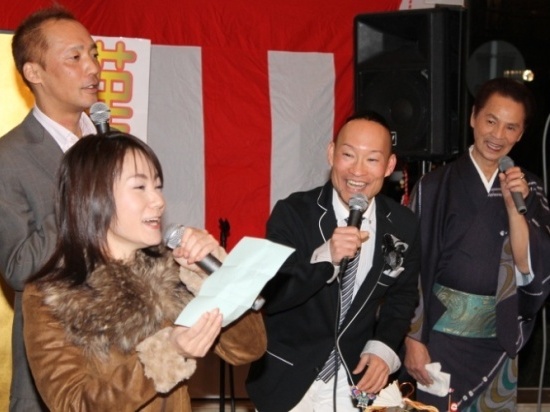 年賀の会と料理長小山の新春献立＆初笑い漫才ライブ